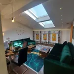 Old דירה סראייבו